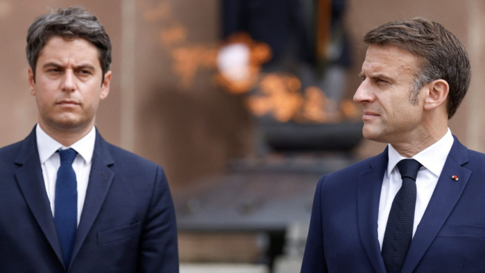 France: Macron temporise, la gauche veut les clés du pouvoir