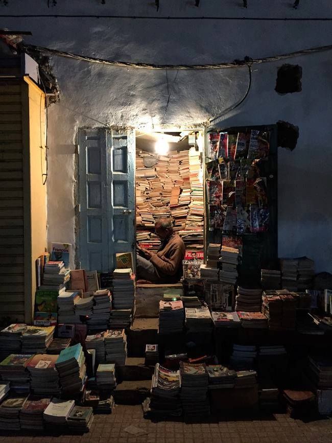 Rabat : Les bouquinistes, ces gardiens des mots et alchimistes du savoir