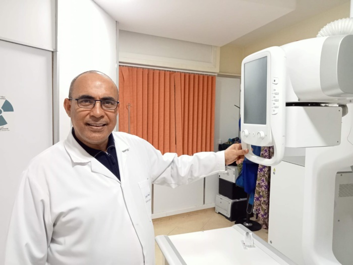 Un Miracle d'Imagerie Médicale : Elle Survit à Dix Tirs de balles