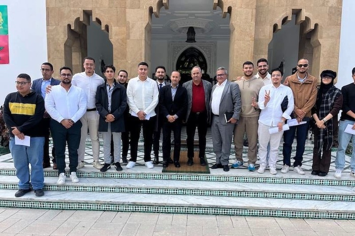 El Midaoui se fraye un chemin vers un compris avec les étudiants en médecine