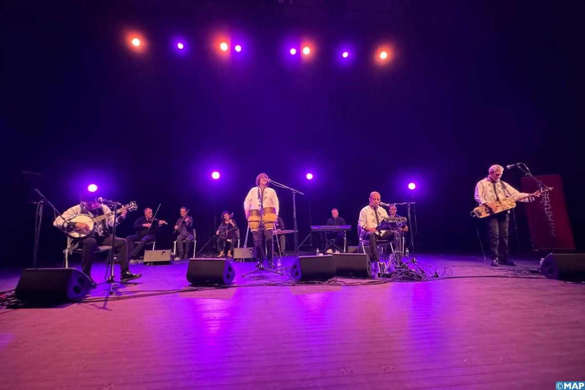 Le groupe Nass Al-Ghiwane enflamme la scène à Strasbourg