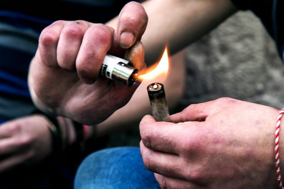 El Jadida : Arrestation d’un suspect pour homicide volontaire et trafic de drogues, y compris "L'poufa"