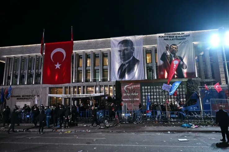 Turquie : Autre nuit de mobilisation, autre vague d’arrestations