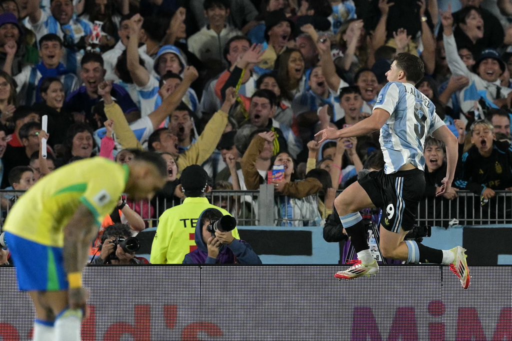 Q. CDM 26 (AMSUD) : L’Argentine humilie le Brésil !