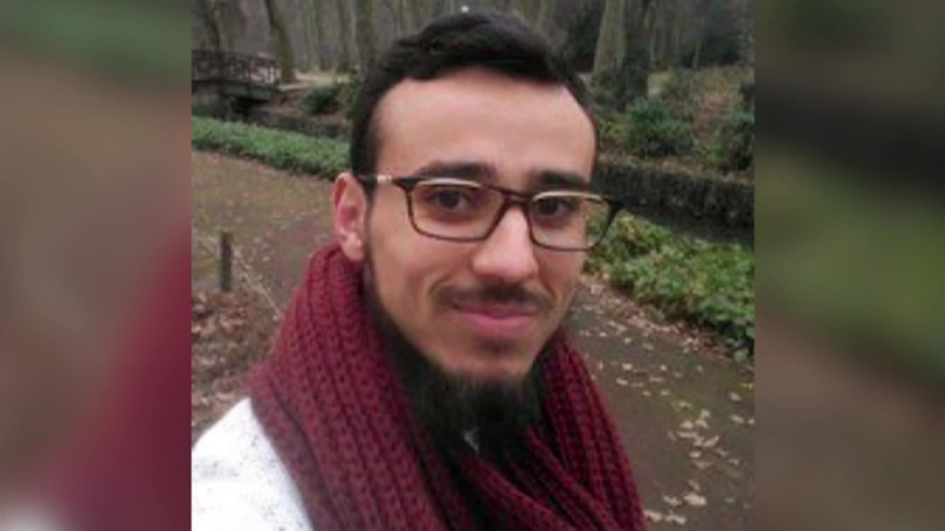 Un Algérien jugé pour un attentat à la bombe devant une boulangerie de Lyon