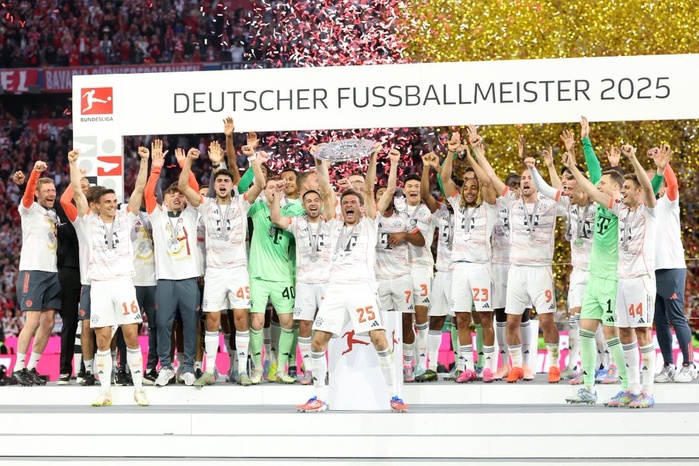 Bundesliga : Le Bayern honore son titre et le départ de Muller