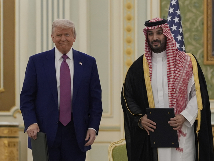 Trump signe un pharaonique contrat de défense avec l'Arabie saoudite