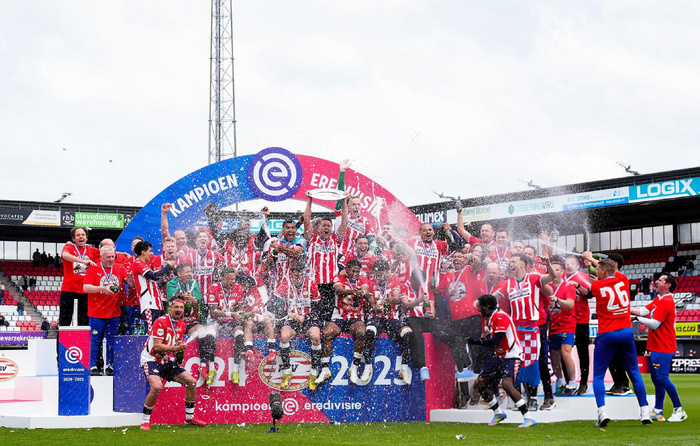 Eredivisie : Le PSV Eindhoven sacré champion 2024-2025, Ismael Saibari brille au sommet du football néerlandais