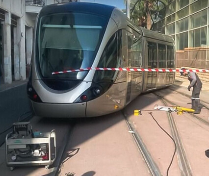 Un tramway déraille près de la gare Rabat-Ville