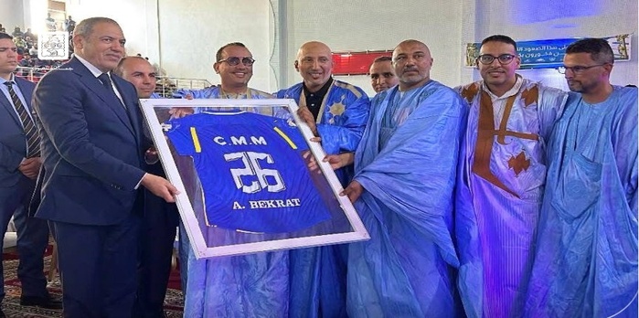 Le Wali de la région de Laâyoune félicite l'équipe du Chabab El Marsa pour sa promotion en Division Nationale Amateur