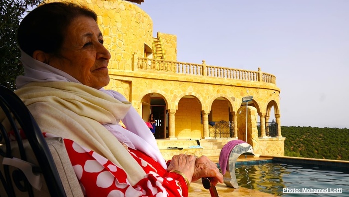 Mère et son univers!