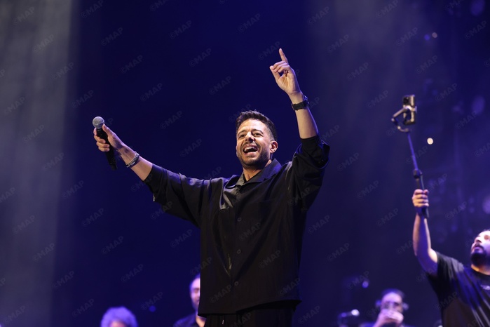 Mawazine 2025 : la star égyptienne Mohamed Hamaki met le feu à la scène Nahda