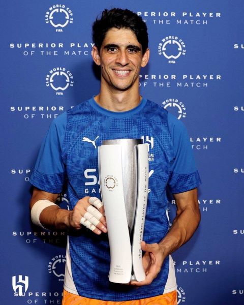 CDM Clubs 25 : Yassine Bounou ‘’Meilleur joueur’’ du match Al Hilal – Pachuca !