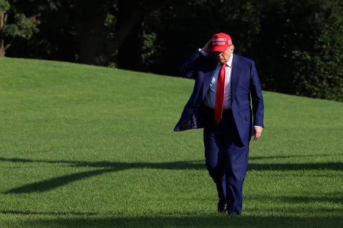 Moyen-Orient : Trump envisage un changement de régime en Iran