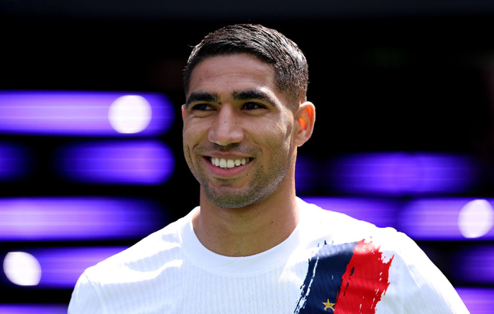 ​Jean-Michel Larqué : « Hakimi redéfinit le poste de latéral, il mérite le Ballon d’Or »