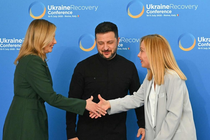 L'UE promet 2,3 milliards d'euros pour la reconstruction de l'Ukraine