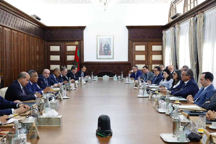 Retraites : face à des syndicats prudents, le gouvernement se heurte à des arbitrages épineux (round Up)