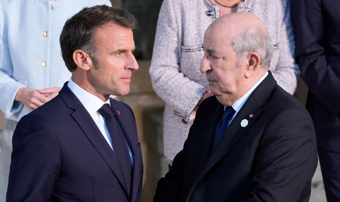 France-Algérie: Emmanuel Macron demande à son gouvernement "la suspension formelle" de l'exemption de visa pour les passeports officiels et diplomatiques