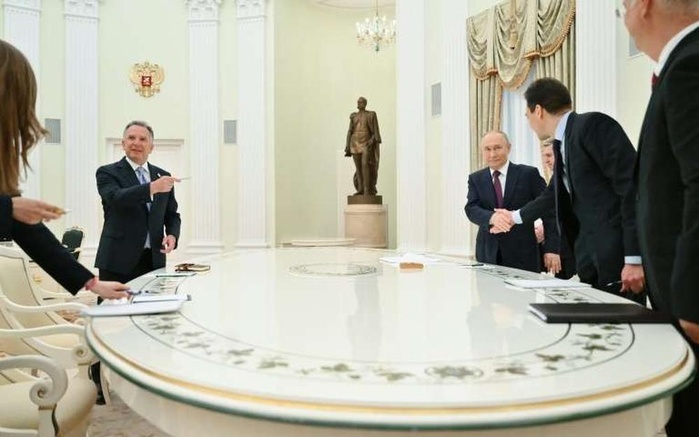 ​Rencontre Poutine-Witkoff : «Utile et constructive» avec «de grands progrès»