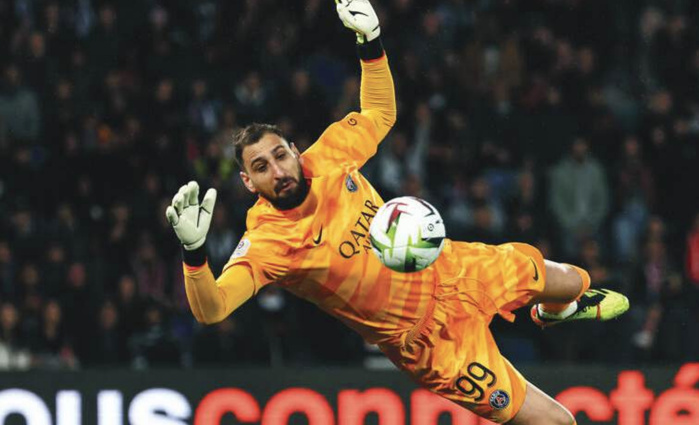PSG : Donnarumma, un héros invité à prendre la porte
