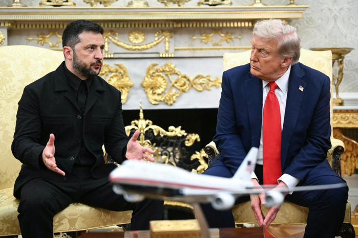 Zelensky n’aurait pas rejeté directement l’idée d’un "échange de territoires" lors de sa rencontre avec Trump