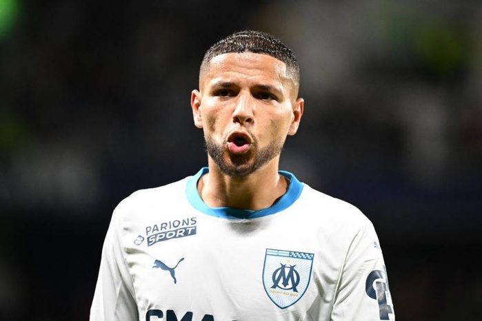 Footballeurs marocains du monde : Harit, en difficulté, écarté de la liste européenne de l’OM, Aguerd et Nadir retenus