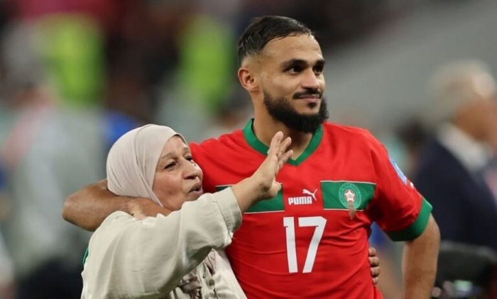 Faknews : Sofiane Boufal dément les rumeurs sur le décès de sa mère