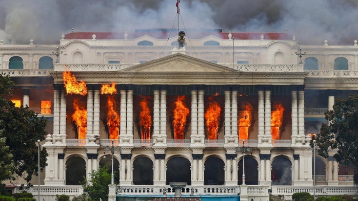 ​Népal : Parlement brûlé, démission du Premier ministre... Comment la jeunesse a renversé le pouvoir?