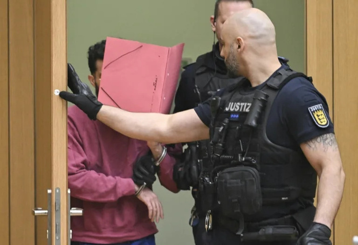 Perpétuité pour l'auteur de l'attaque au couteau de Mannheim