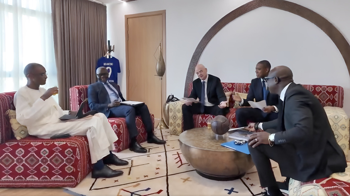 Gianni Infantino entame ses travaux au nouveau siège de la FIFA Afrique à Rabat