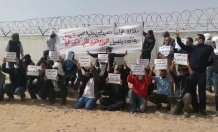 Les propriétaires de bateaux de pêche traditionnelle de Taruma réclament la revitalisation du village et la fin de leurs souffrances