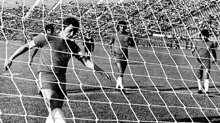 La sombre histoire du Stade National de Santiago, théâtre des rêves des Lionceaux de l’Atlas