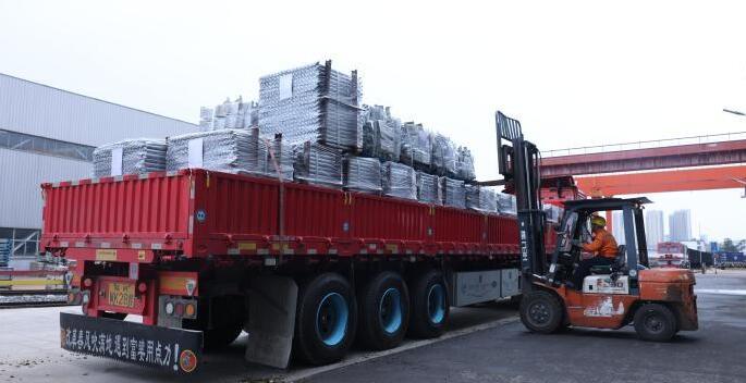 ​Autoroute Rabat–Casablanca : 161 tonnes de matériel de construction importées depuis la Chine