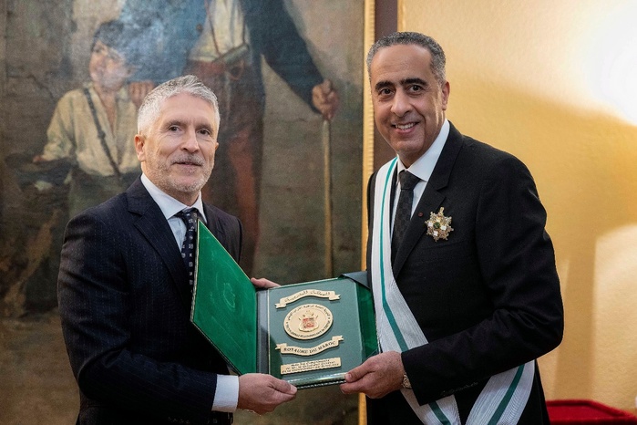 Hammouchi décoré à Madrid de la Grand-Croix de l'Ordre du Mérite de la Garde civile espagnole