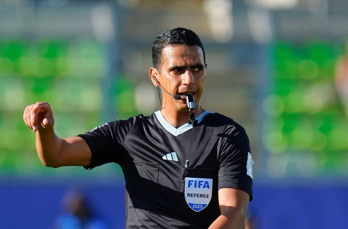 CAN 2025 : 28 arbitres retenus par la CAF, dont 2 Marocains