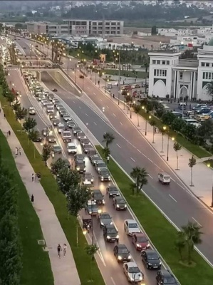 La ville de Tétouan en début de soirée