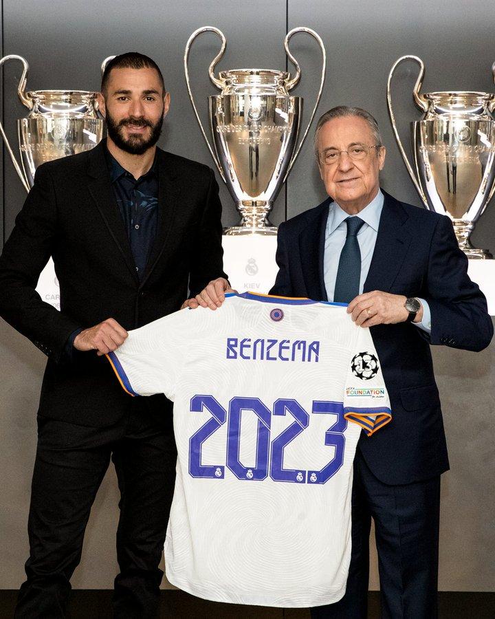 Real Madrid : Karim Benzema officialise son prolongement jusqu'à 2023