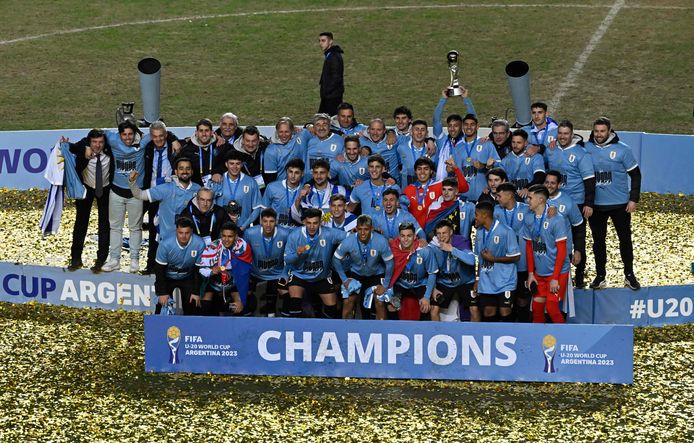 Football : Couronnement de l’équipe d’Uruguay à la coupe du monde U20