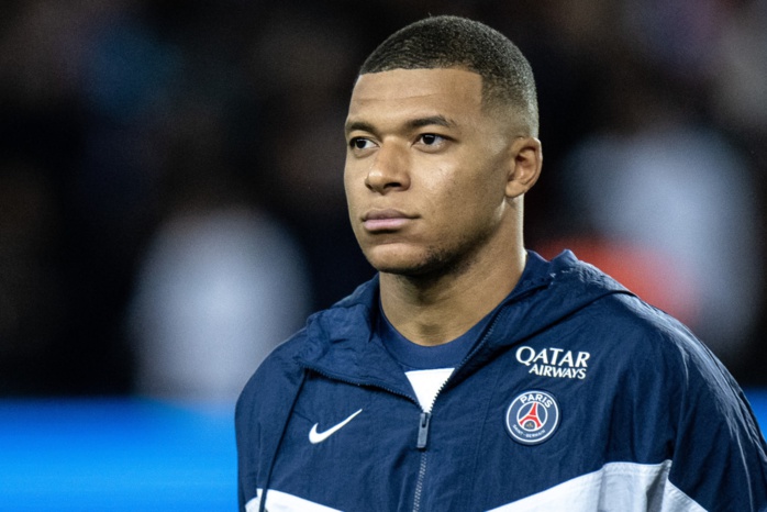 Football : Mbappé envisage un départ en 2024, le PSG au pied du mur