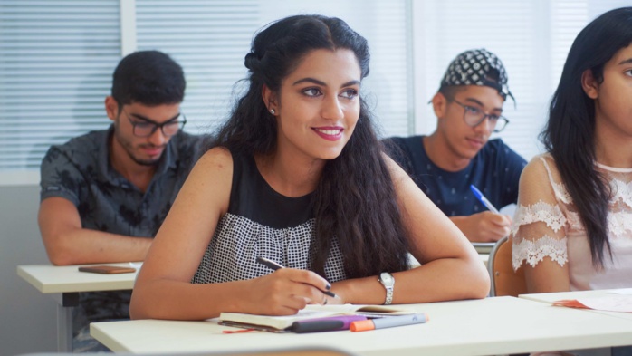 Rivermont Collegiate prévoit de lancer des écoles partenaires au Maroc