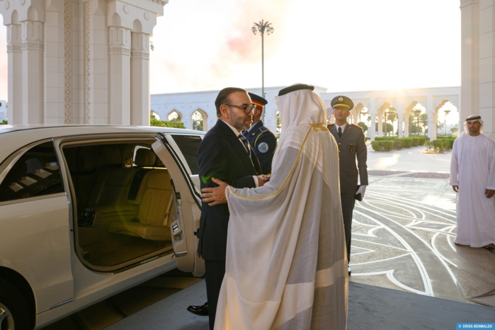 Un accueil officiel réservé à Sa Majesté le Roi Mohammed VI par le Président de l'Etat des Emirats Arabes Unis