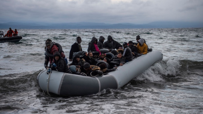 Tan-Tan: La Marine Royale porte assistance à 47 Subsahariens et 06 Marocains candidats à la migration irrégulière