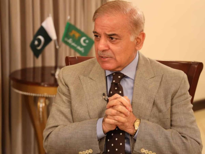 Pakistan : Shehbaz Sharif rempile pour une 2ème primature