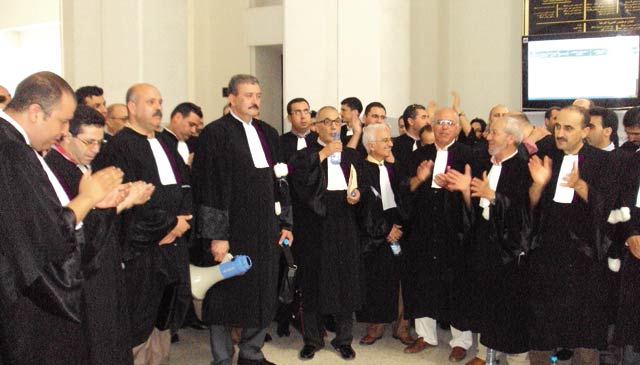 Réforme de la procédure civile : les avocats comptent manifester devant le Parlement
