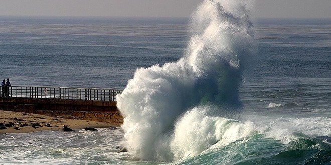 Été 2024: Le risque de tsunami est-il réel ?