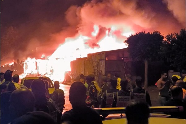 Kénitra: le marché Ben Abbad ravagé par les flames, 134 baraques détruits