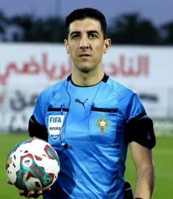 Botola D1: Quel arbitre pour le classico de mercredi ?