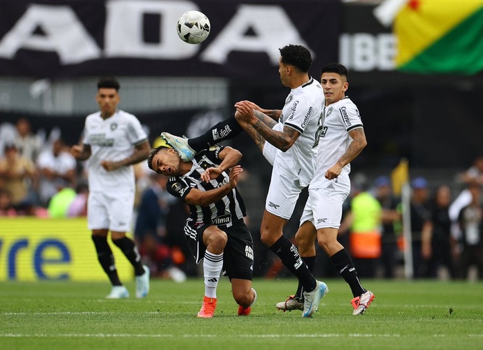 Copa Libertadores: Botafogo s'offre le Trophée, la participation à la Coupe intercontinentale et la Coupe du Monde 25