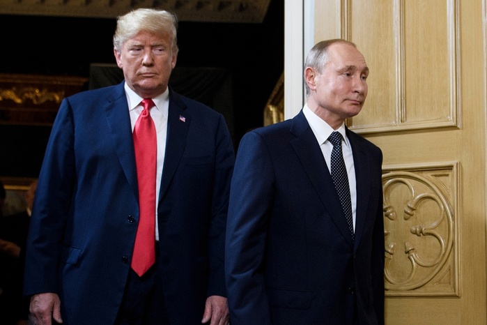 Poutine "prêt" à parler à Trump et attend "des signaux" de Washington (Kremlin)