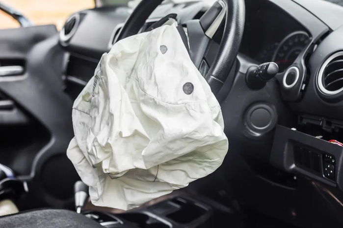 Airbags défectueux: plus de 2,3 millions de véhicules encore concernés, immobilisation chez Volkswagen